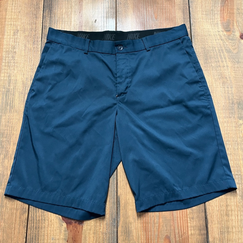 Nike Golf Shorts - Men’s 33 Navy Blue